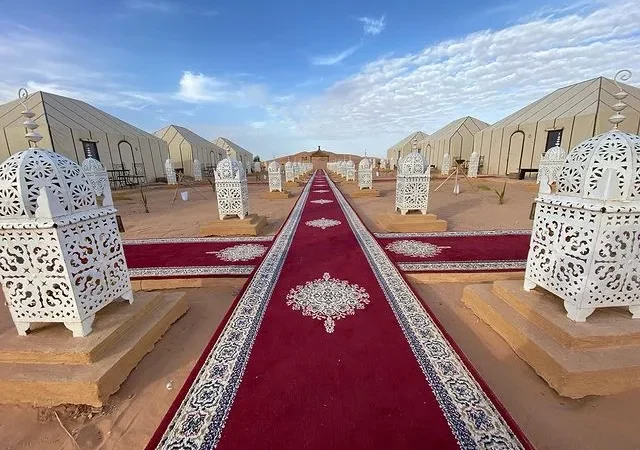 4 DAYS TOUR FROM AGADIR TO ERG CHEGAGA DESERT& KASBAHS